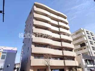 フェイムイッサの画像