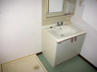 カルミネイション【2階】の内装