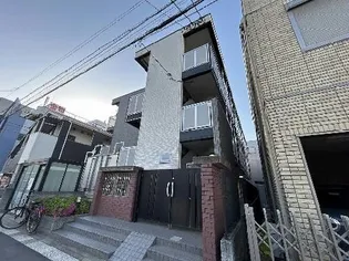 レオパレスグランシャリオ【3階】の外観