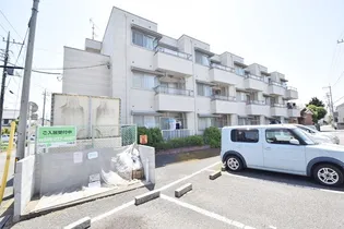 グリーンヒルアドバンス【2階】の外観