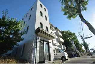 シーズンコート植田南【4階】の外観