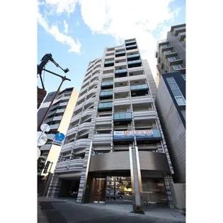 東京都新宿区新宿6【マンション】の外観