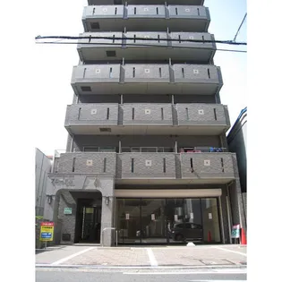フローラル泉【4階】の外観