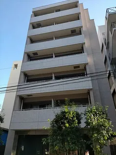 東京都新宿区水道町【マンション】の外観