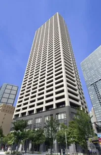 東京都新宿区西新宿6【マンション】の外観