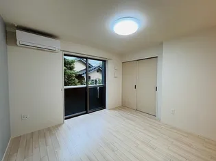 アローラ石垣【1階】の内装