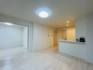 アローラ石垣【1階】の居間