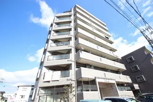 PRIUS横川の画像