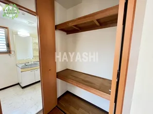 WISTERIAマンションII【2階】の内装