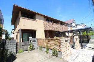 ハウスリリー【1階】の外観