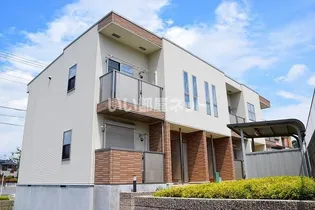 グレイスハイツ上の山の画像