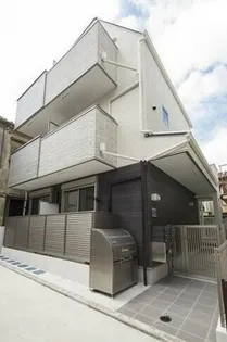 R・プレイス東新宿【1階】の外観