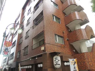 東京都杉並区上高井戸1【マンション】の外観