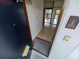 アーバンドル【2階】の玄関