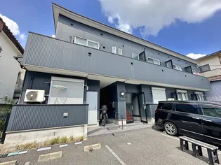 PLUS HOUSE【2階】の外観