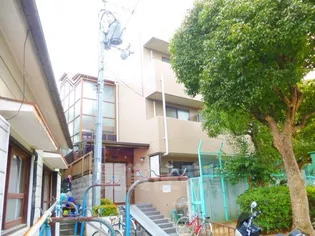 ジュネス刀根山【2階】の外観