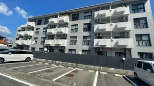 ファミィール桂【2階】の外観