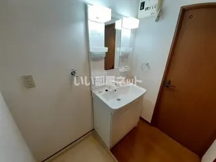 クレセント・イースト【4階】の内装