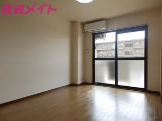 グレイスタウンMIWA A棟【2階】の内装