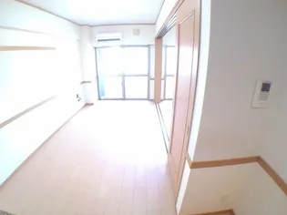 アルバガーデン【3階】の居間