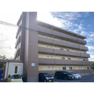 ラークヒルズ【4階】の外観