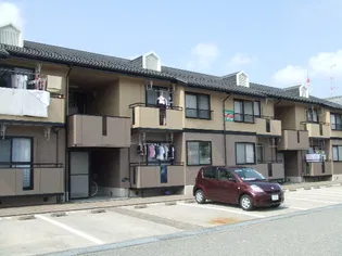 ファミーユ野々市の画像