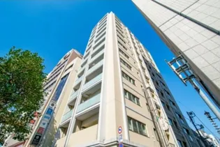 東京都新宿区四谷2【マンション】の外観