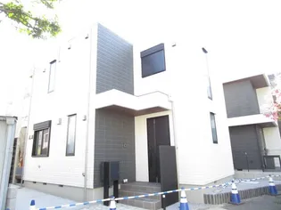 東京都狛江市西野川4【一戸建】の外観