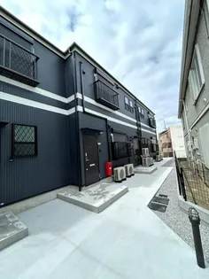 ハーミットクラブハウストゥギャザー杉田【1階】の外観