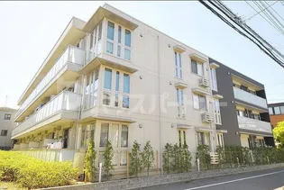 メゾンルミエールの画像