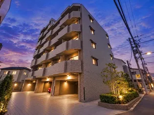 東京都世田谷区弦巻3【マンション】の外観