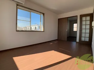 ハピネスTorino2【2階】の居間