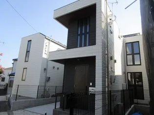 東京都狛江市西野川4【一戸建】の外観