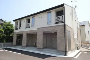 ファミーユⅢの画像