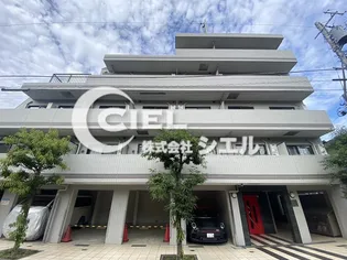 東京都中野区江原町2【マンション】の外観