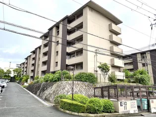 男山団地E7号棟の画像