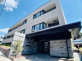 東京都品川区上大崎2【マンション】の外観