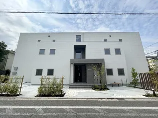 MAISON L'AIGUILLEの画像