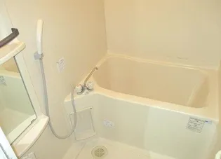 ツインコート安岡 B【2階】の風呂