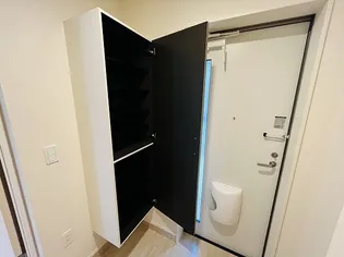 アローラ石垣【1階】の玄関