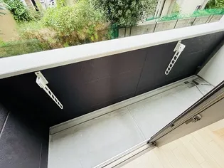 アローラ石垣【1階】の内装