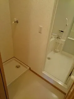 レットル ダムール A棟【1階】の内装