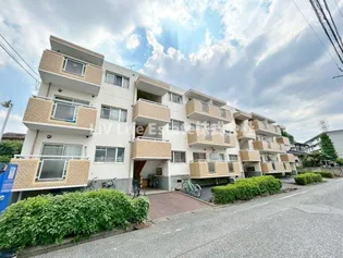 ガーデンハイツ滝山B【3階】の外観