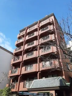 シャトー・デ・ザール・プルファム【6階】の外観