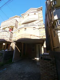 東京都渋谷区本町3【一戸建】の外観