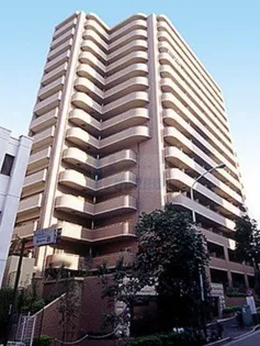 パークアクシス四谷ステージ【3階】の外観