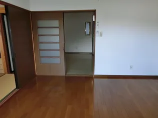 コーポみやま【2階】の居間