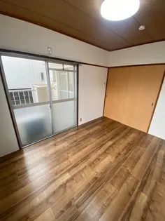 ベルクレスト恒久【1階】の居間