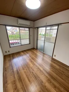 ベルクレスト恒久【1階】の居間