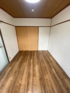 ベルクレスト恒久【1階】の居間